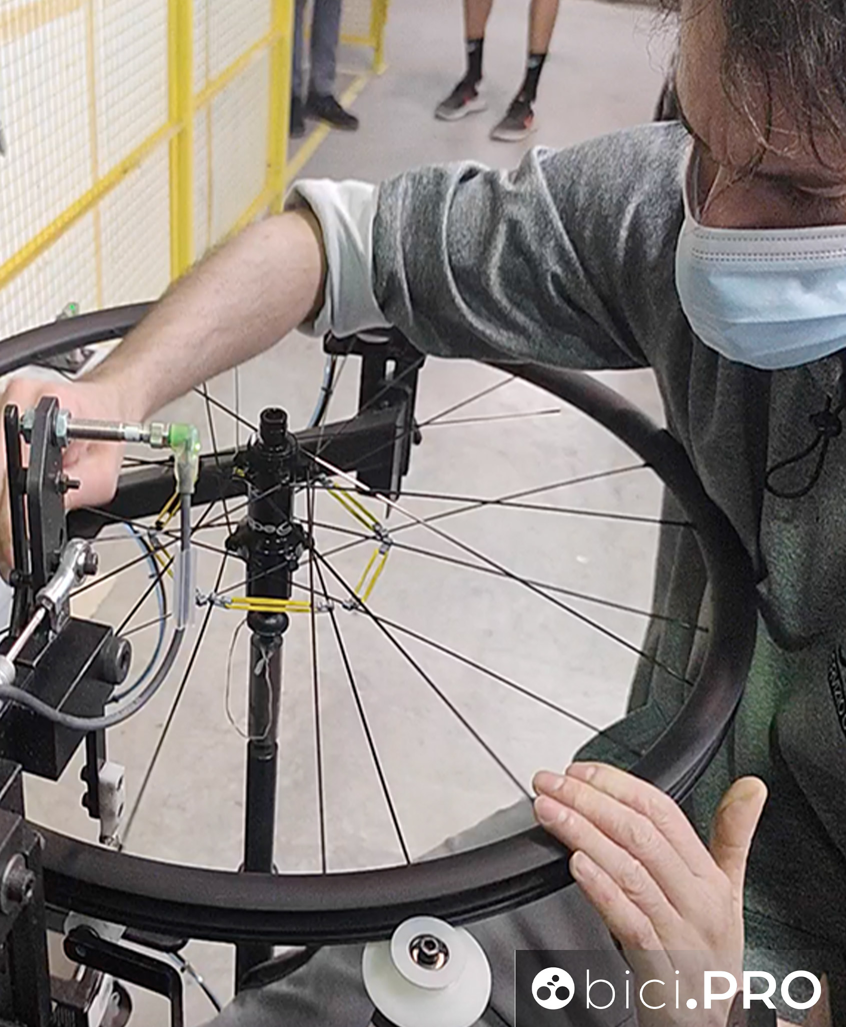 A casa Deda Elementi, dove nascono le ruote - bici.PRO