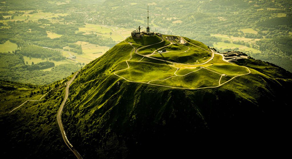 Puy de Dome (Clermont Auvergne Tourisme)