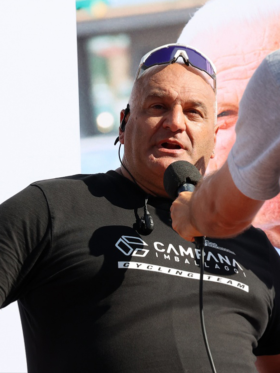 Алессандро Коден повезет гонщиков в мае в Бельгию и Венгрию (photors.it)