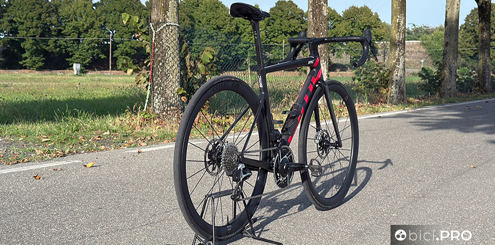 Quello che c'è da sapere sulla nuova BMC Teammachine SLR01