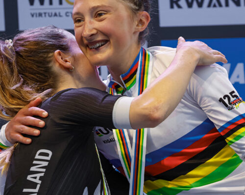 Campionati del mondo Kigali 2025, prova su strada donne elite, Magdeleine Vallieres, Niamh FIsher Black