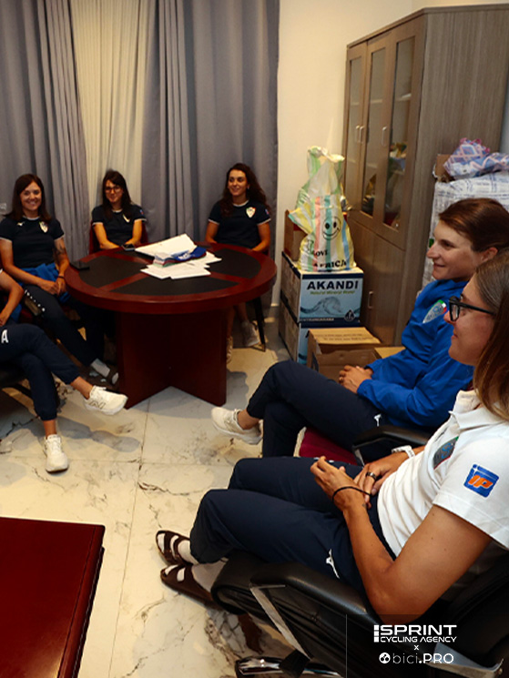 Campionati del mondo Kigali 2025, prova su strada donne elite, riunione azzurre, Marco Velo