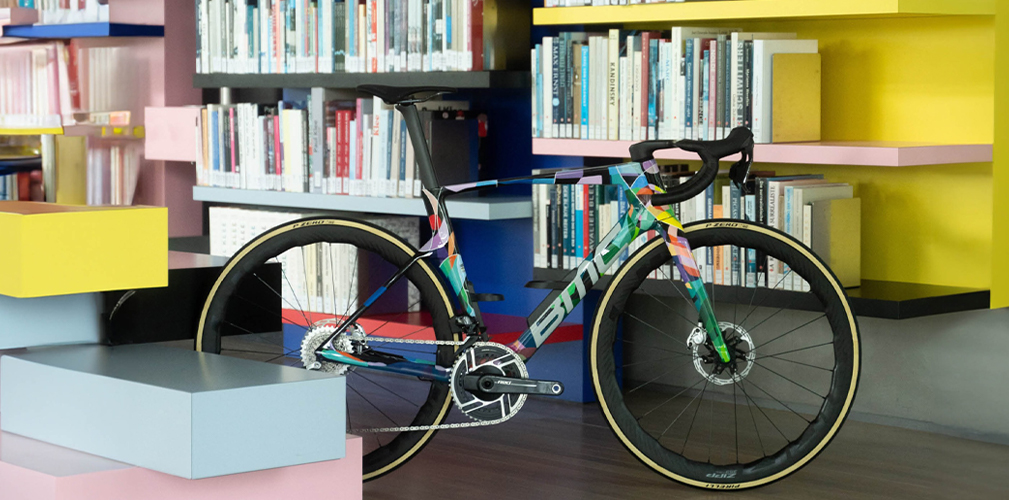 BMC, VAR0, Teammachine R 01 (foto Paul Klee)