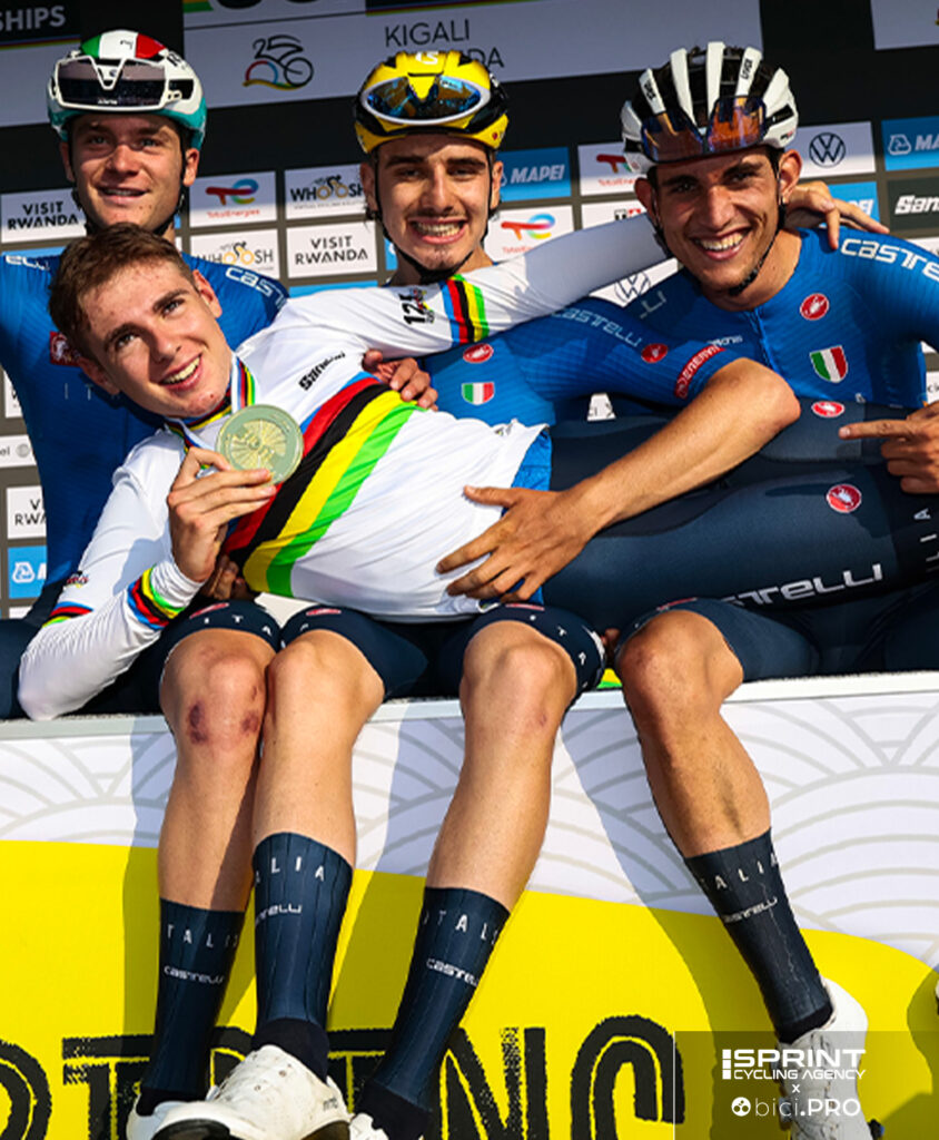Campionati del mondo, Kigali 2025, prova in linea U23, Alessandro Borgo, Pietro MAttio, Lorenzo Finn, Simone Gualdi sul podio