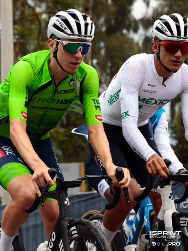 Pogacar incontra i media e basta una domanda per definire il suo stato d'animo. Vuole vincere. Forse non ha neppure il dubbio. Domenica si combatte