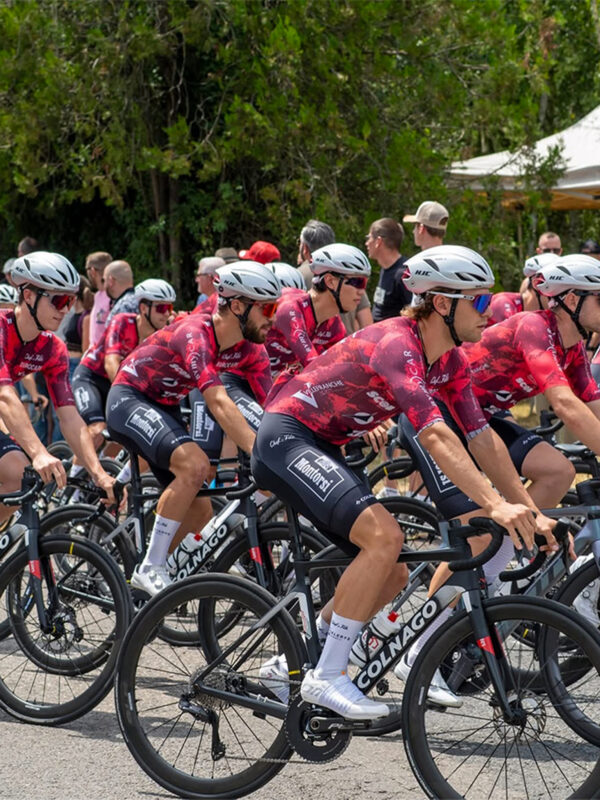 Team Villefranche Beaujolais 2025, Francia, foto di gruppo (@patrickberjotphotographies)