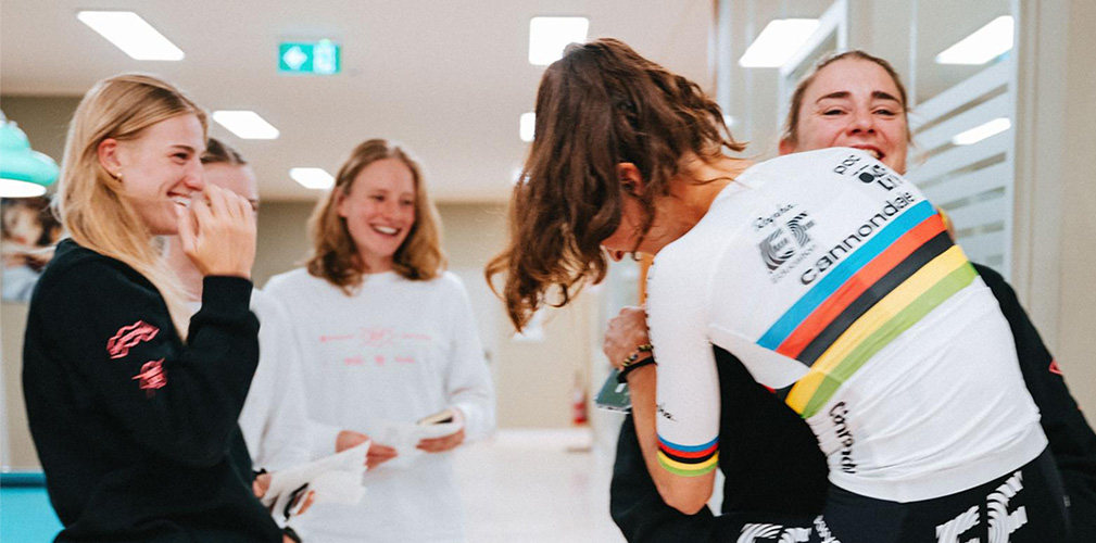 L'abbraccio caloroso al primo incontro dopo Kigali. La loro amicizia si è cementata negli anni