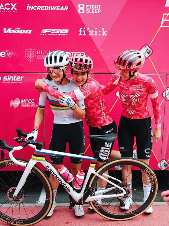 La Vallieres è all'EF Education Oatly dal 2022. All'inizio ha aiutato la Borghesi ad ambientarsi, anche con la lingua inglese