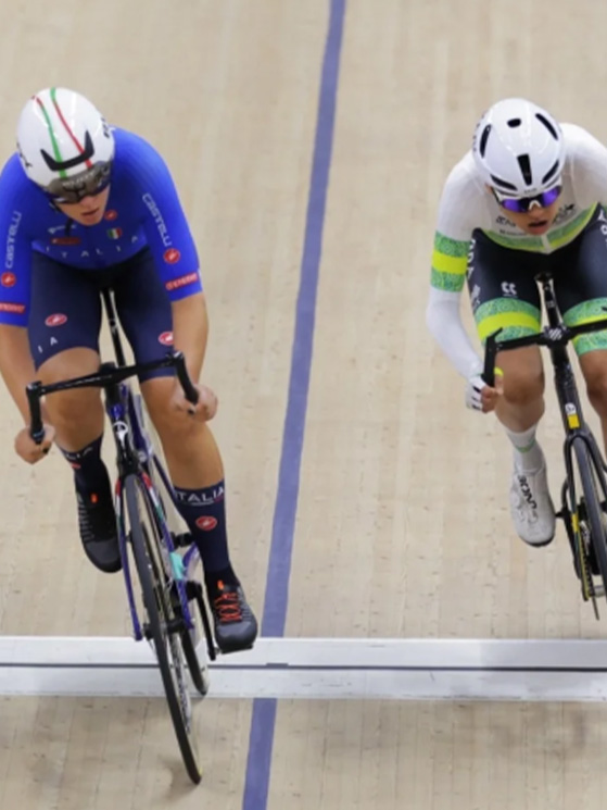 La volata vincente dell'azzurra nella sfida dell'eliminazione. La Cretti non aveva mai vinto un oro (foto UCI)