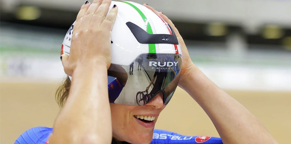 Claudia Cretti è nata a Lovere (BG) il 24 maggio 1996. Oro europeo junior nel 2013, ha iniziato nel paraciclismo nel 2019