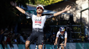 Isaac Del Toro conquista il Giro dell'Emilia. 14a vittoria stagionale, 88a della UAE nel 2025