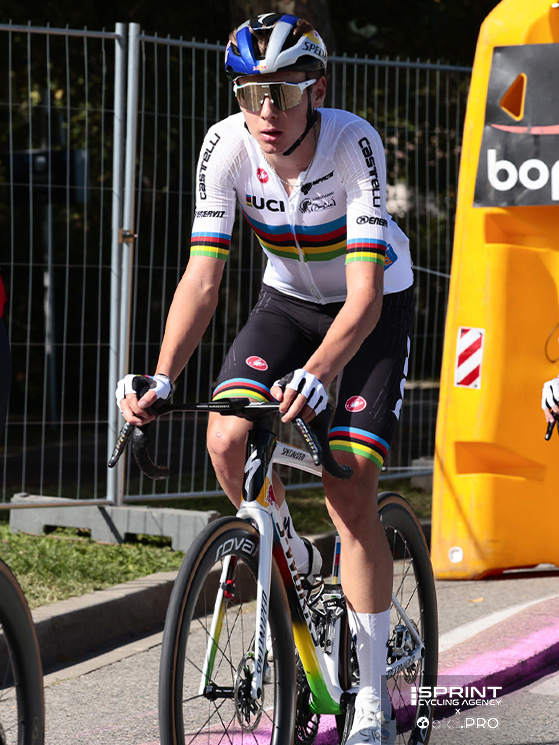 Nel 2026 Finn difenderà la maglia iridata, puntando con decisione a Giro NextGen e Tour de l'Avenir