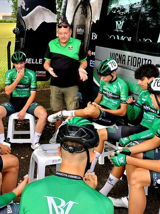 I ragazzi della Borgo Molino nel 2025 hanno raccolto 4 vittorie nazionali con 13 Top 10 (foto Facebook)