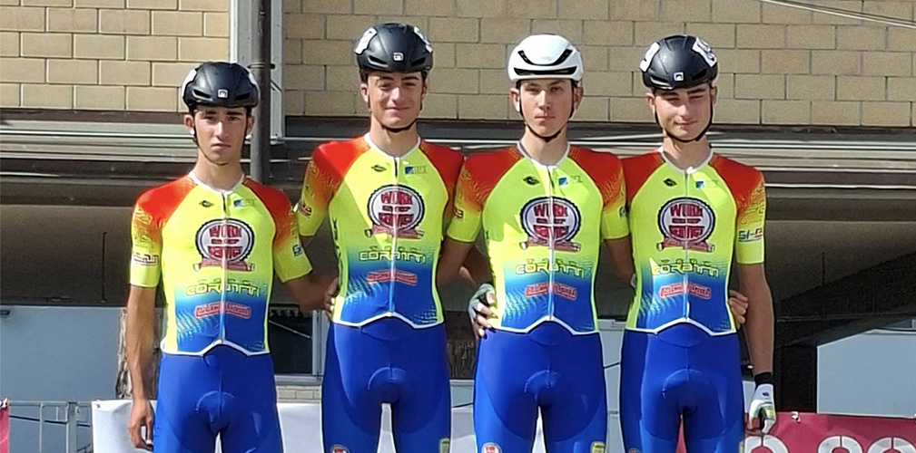 3 vittorie e 9 Top 10 per la formazione laziale, che ha lanciato il tricolore Carosi e l'australiano Manion (foto Facebook)