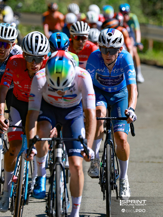 Fondamentale per la sua vittoria è stato il supporto del team nel controllare la corsa nelle 2 tappe restanti