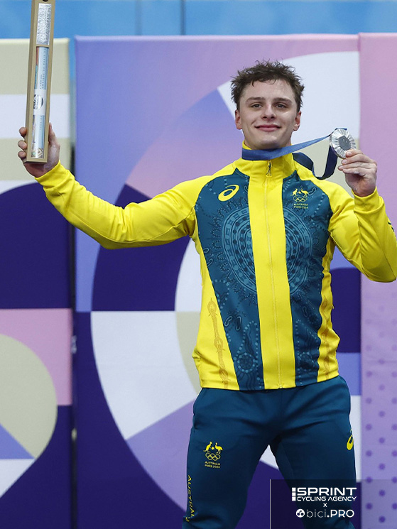 Matthew Richardson ha culminato la sua carriera australiana con 3 medaglie a Parigi 2024, ora è tornato alla Gran Bretagna