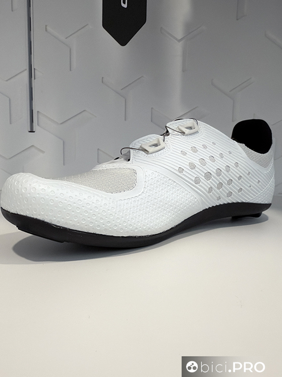 Q36.5 Gregarius Road, la famiglia delle calzature si allarga