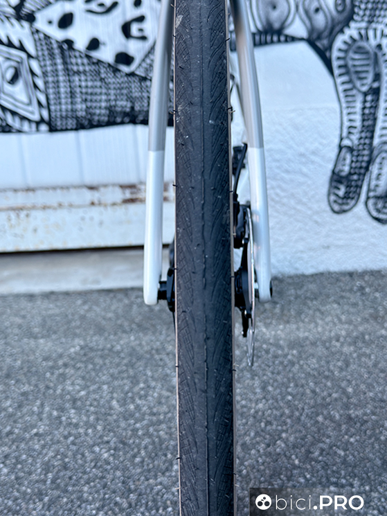 Si chiama Aeroscoop, la prima vera bici aero di Cinelli