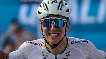 Giro di Lombardia 2025, Tadej Pogacar vince a Bergamo