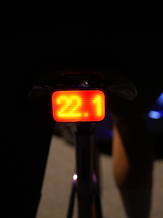 Luci iGPSPORT 2025ET6 Smart Emoji Taillight