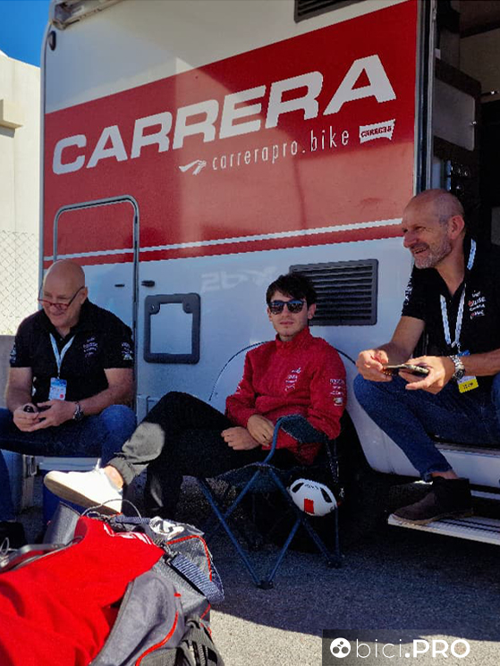 Da sx: Dario Nicoletti, Tommaso Dati, Marco Milesi, Biesse-Carrera-Premac, Coppa Agostoni 2025