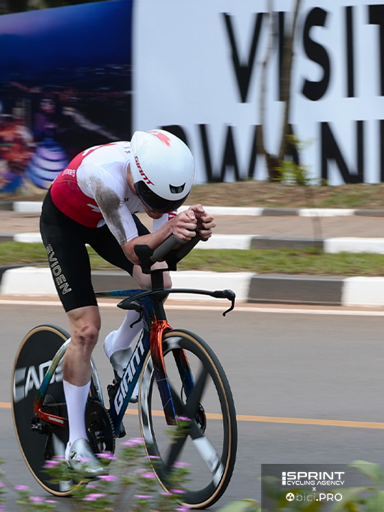 Crono iridata di Kigali, Schmid non va oltre un 29° posto, ma conquisterà il bronzo nel Team Relay