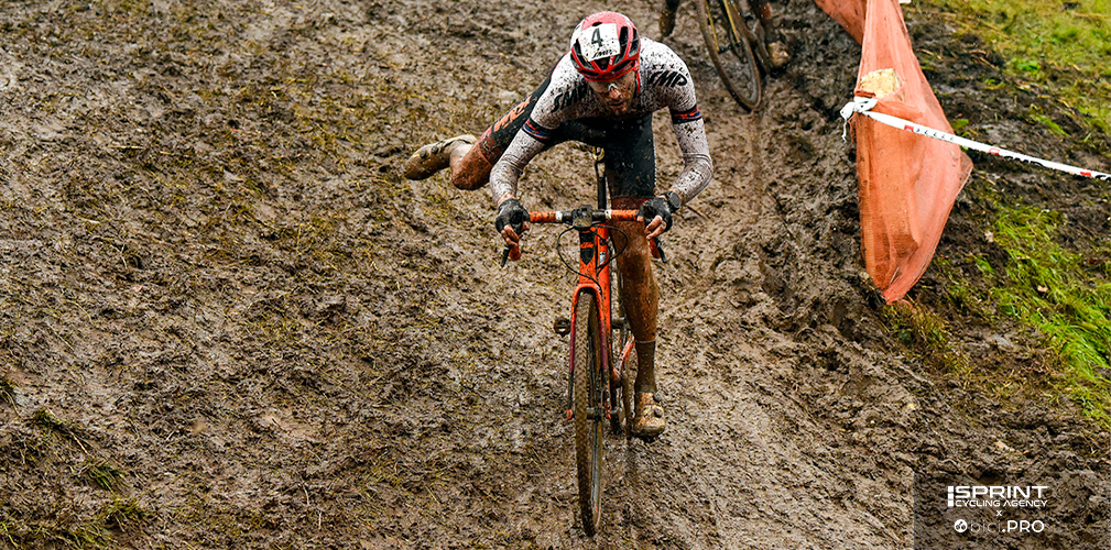 Tubeless vs tubolari nel ciclocross. Samparisi risponde