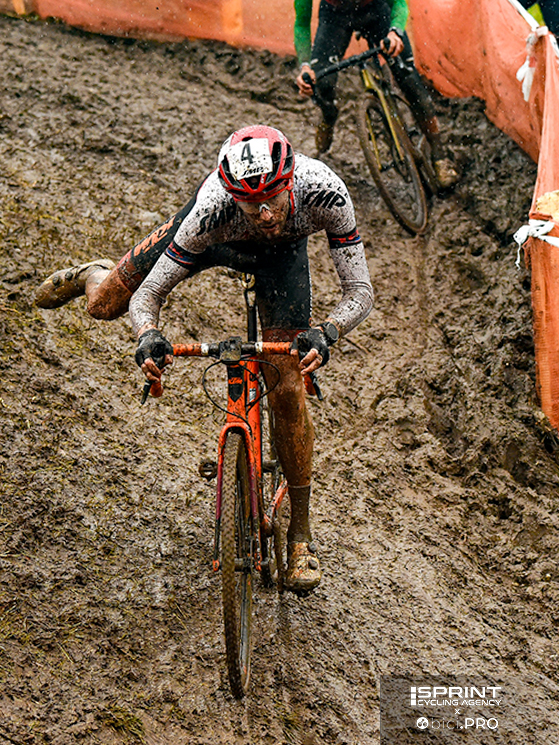 Tubeless vs tubolari nel ciclocross. Samparisi risponde