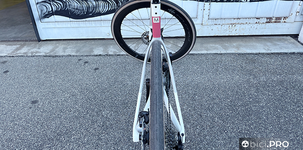 Si chiama Aeroscoop, la prima vera bici aero di Cinelli
