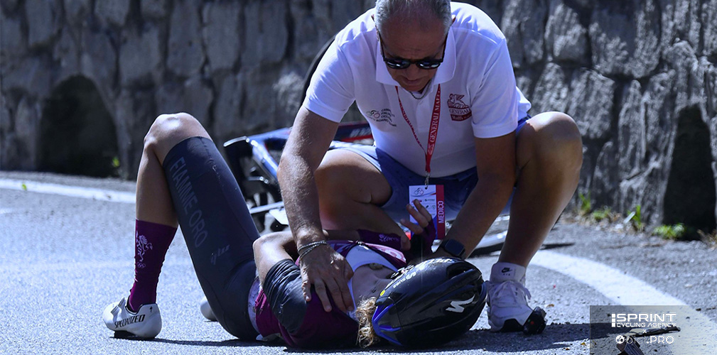 Guazzini è caduta il 28 giugno ai campionati italiani di Darfo Boario Terme ed è tornata in gara il 12 agosto al Polonia