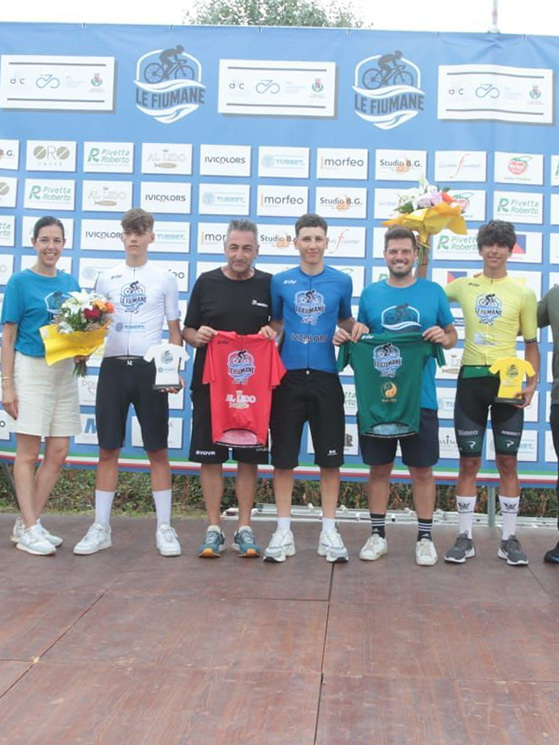 Il podio de Le Fiumane, corsa a tappe vinta da Andrea Endrizzi su Zanei e Brustia