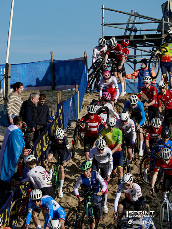 Il percorso belga era caratterizzato dalla sabbia, con un lungo tratto a piedi nella fase finale