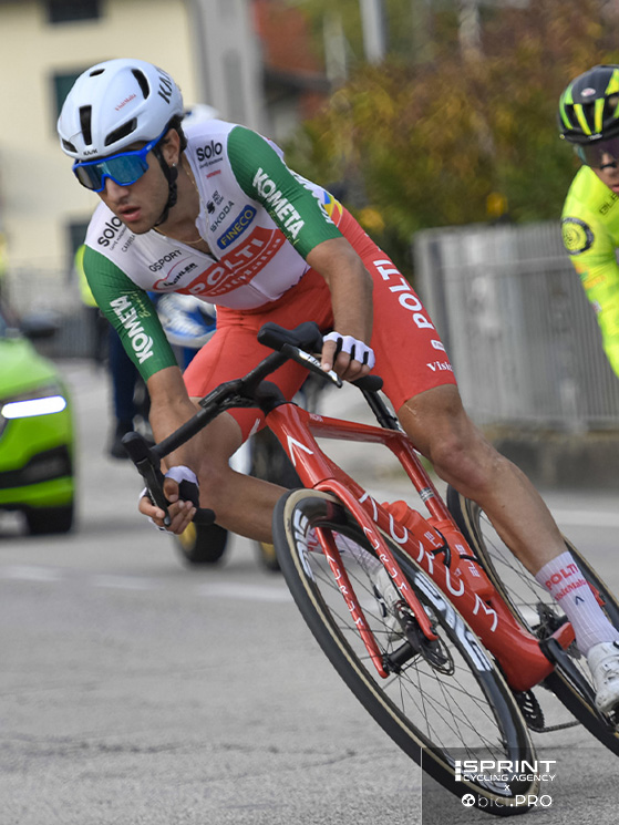 Per il corridore di Erba 43 giorni di gara nel 2025 con ben 17 Top 10