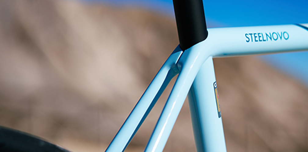 Steelnovo azzurro