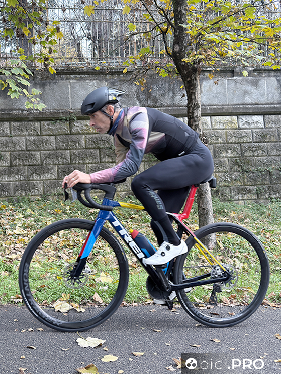 Peso ridotto, protezione e comfort ai massimi livelli. Santini Unico