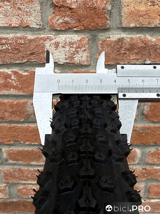 Vredestein Aventura Grezzo, il tubeless gravel (anche) da gara