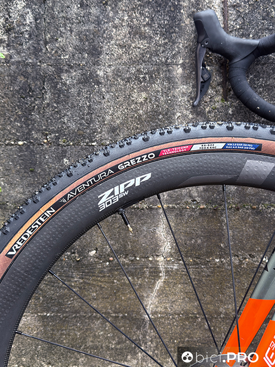 Vredestein Aventura Grezzo, il tubeless gravel (anche) da gara