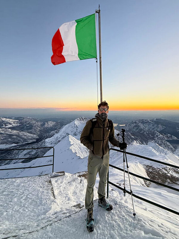 Filippo Conca, un giorno in montagna, trekking, neve, inverno, preparazione, Grigna, Rifugio Luigi Brioschi (immagine Instagram)