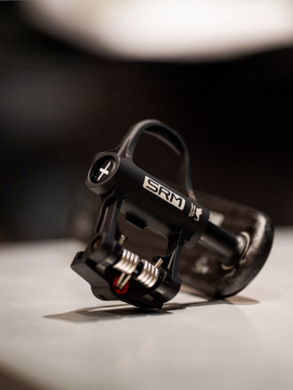 Nuovi pedali SRM in arrivo? In pista li usano già