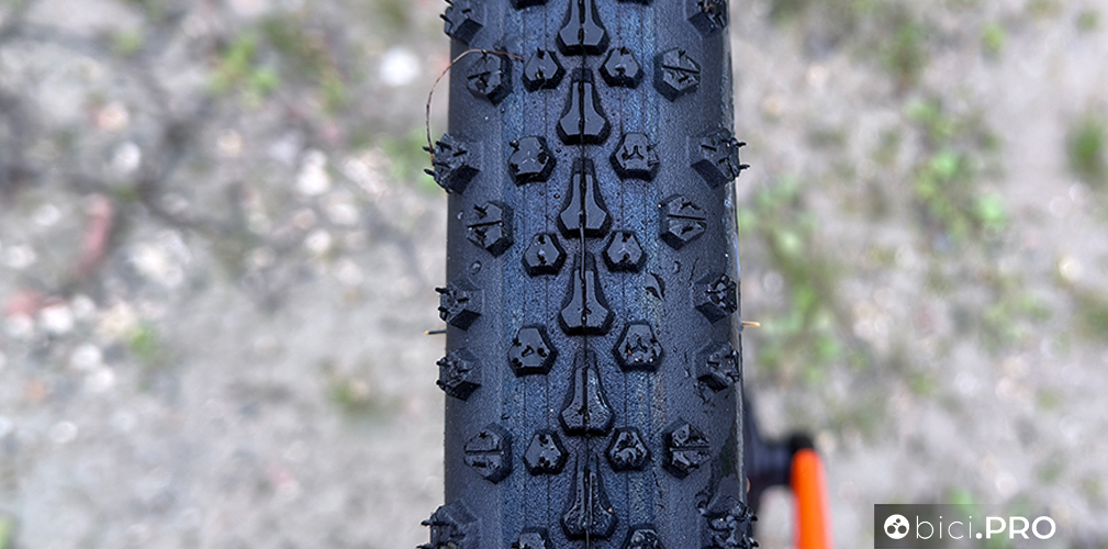 Vredestein Aventura Grezzo, il tubeless gravel (anche) da gara