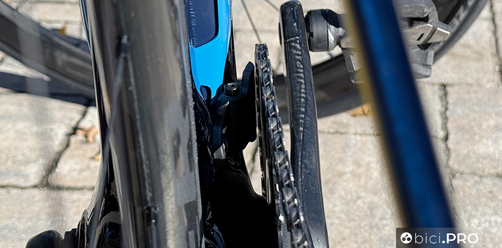 Monocorona e peso illegale, una Trek Madone così è intrigante