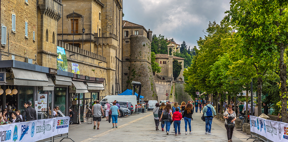 Repubblica di San Marino, turisti (depositphotos.com)