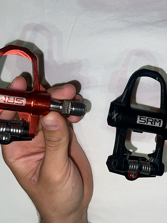 Nuovi pedali SRM in arrivo? In pista li usano già