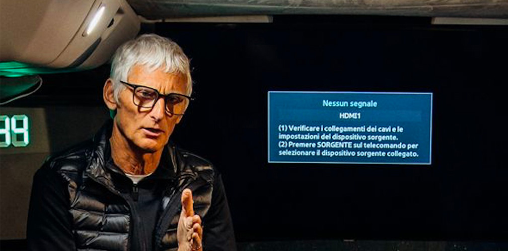 Allan Peiper è australiano, ha 65 anni. E' stato alla UAE dal 2020 (foto Fizza/UAE Team Emirates)