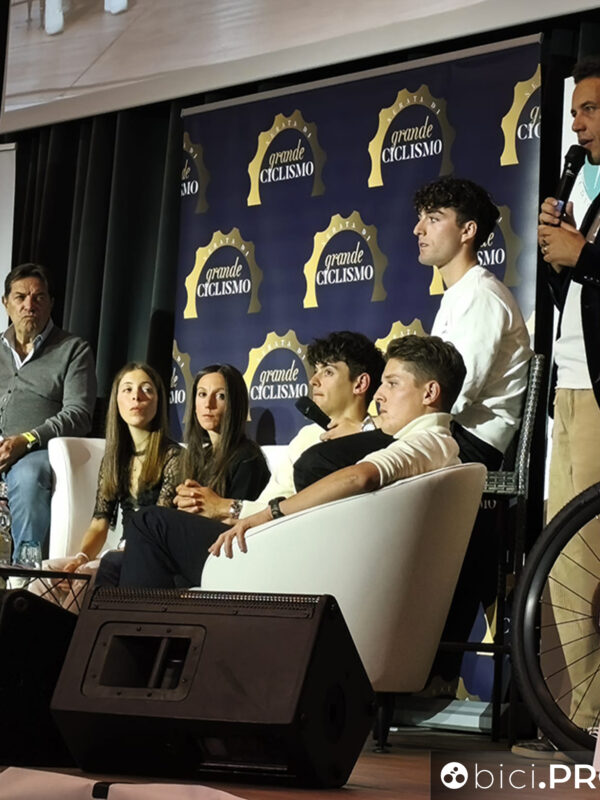 Serata del Grande Ciclismo, Pesaro, 2025, salotto Riccardo Magrini, Luca Gregorio, Eleonora Ciabocco, Gianmarco Garofoli