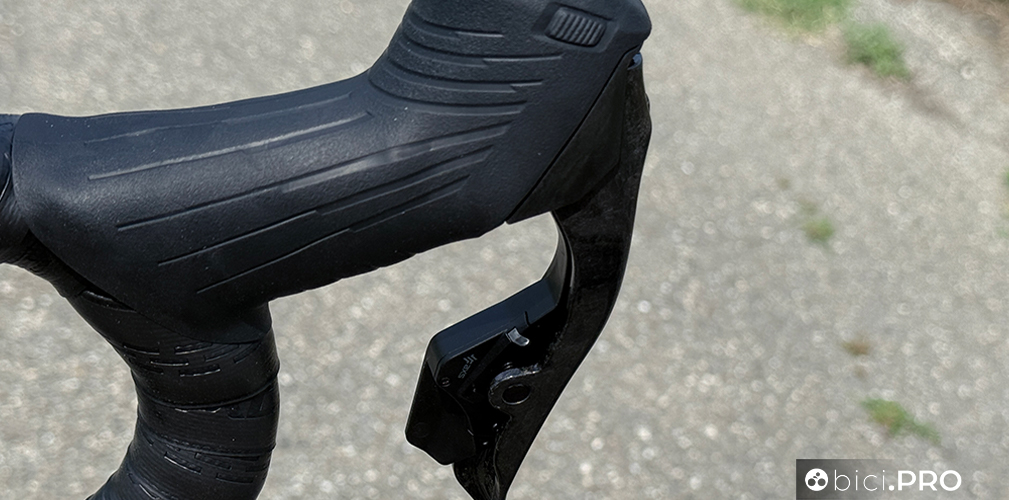 Sram Force AXS, pochi fronzoli e tanta sostanza. Il nostro test