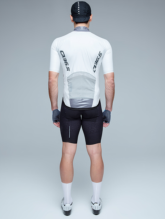 Q36.5 Foul Weather, la collezione nata grazie ai pro'