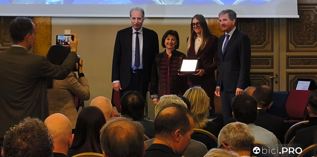 Monica Trinca Colonel, premiata dal ministro della famiglia e pari opportunità Roccella