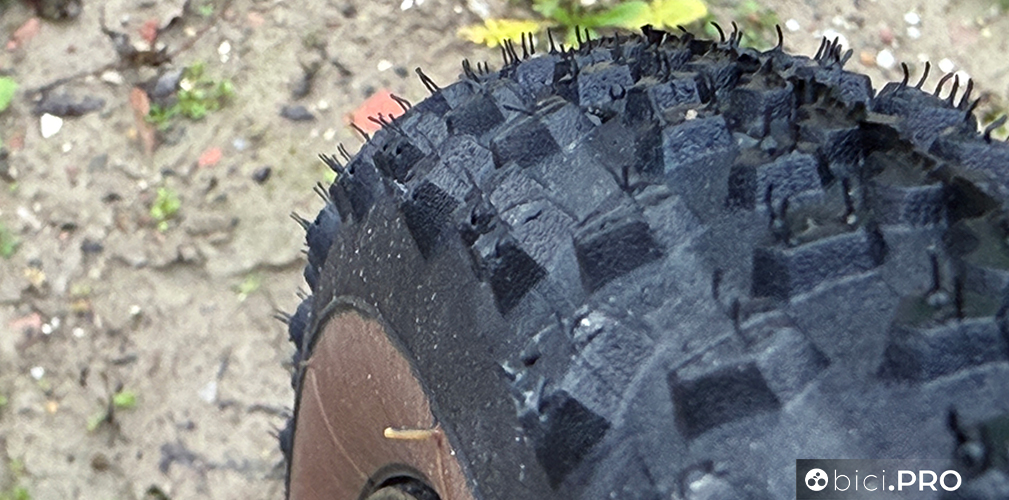 Vredestein Aventura Grezzo, il tubeless gravel (anche) da gara