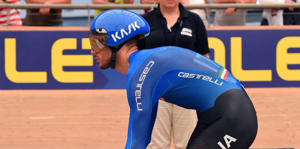 La pista resta la sua attività preminente. Vanta due titoli europei U23, nel quartetto e nell'eliminazione